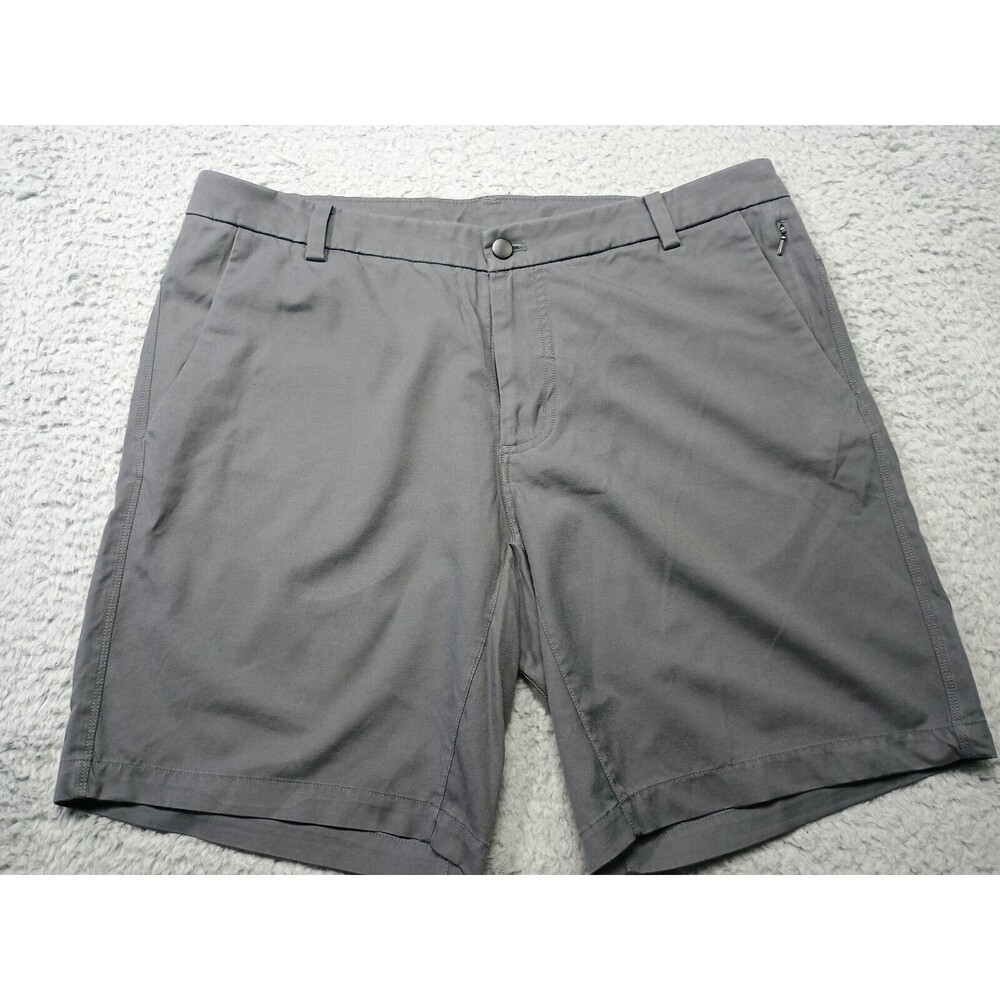 Lululemon Athletica Shorts Mens Large 38 Gray Ventlight